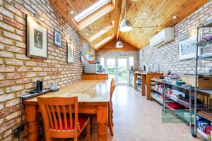 Photo 21- click for photo gallery